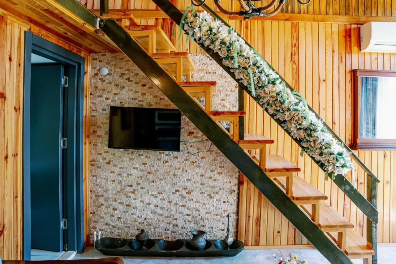 Bed and Breakfast Serender Bungalov Фоча Екстер'єр фото